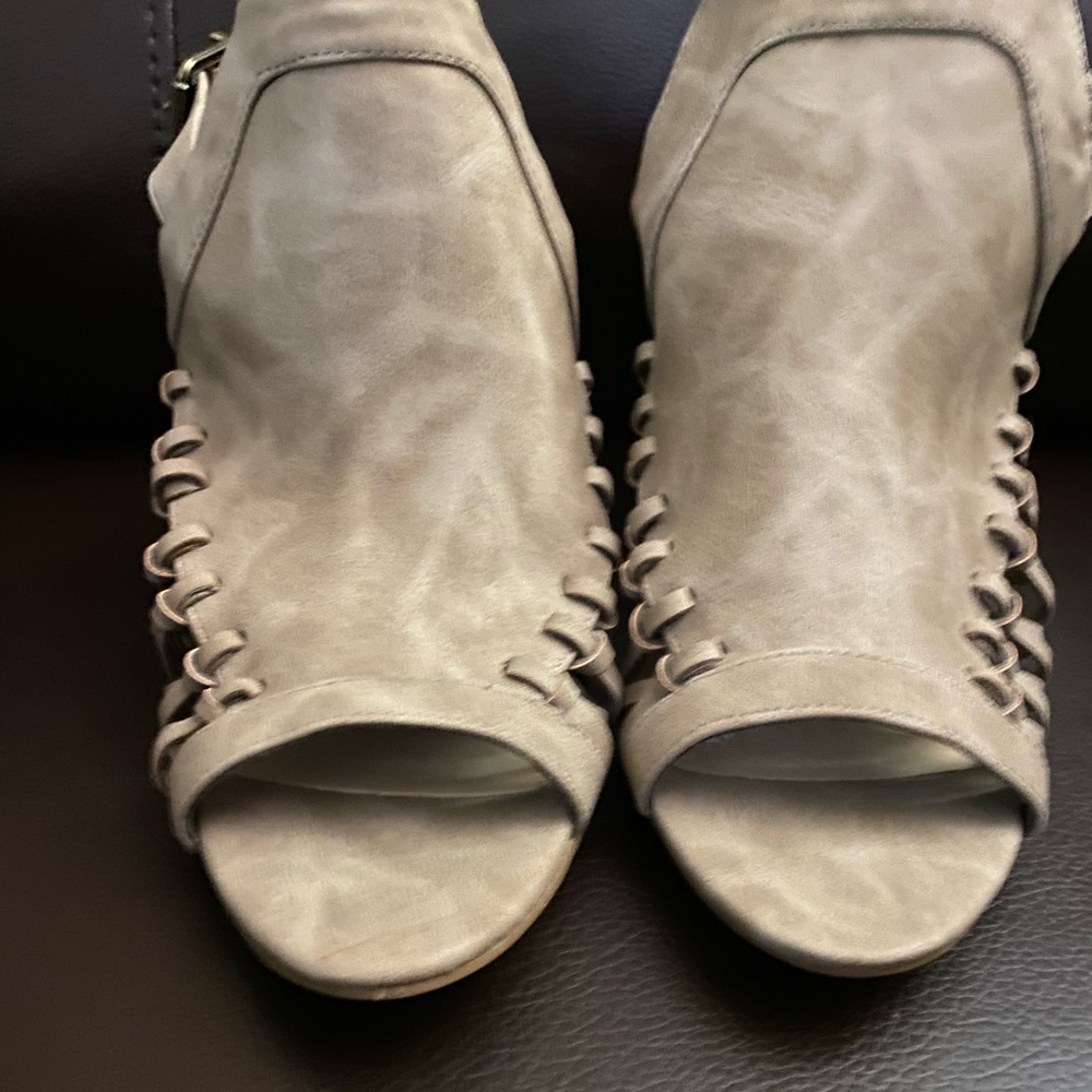 Women’s heels